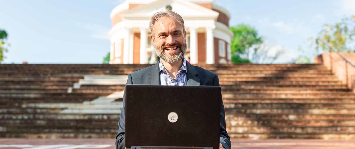 E-N Computers CEO Ian MacRae with a laptop