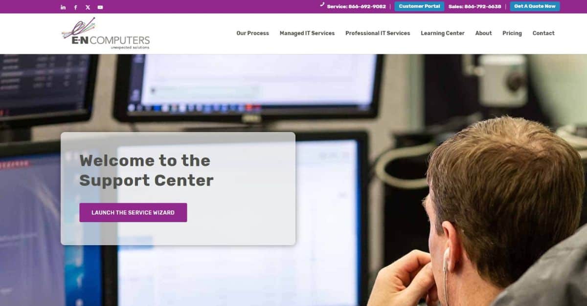 Ticket tracking for outsourced IT support Help Desk support center screenshot